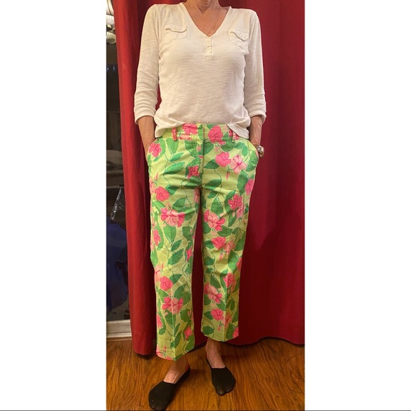 Lilly Pulitzer Pants - Lilly Pullitzer Floral Capri Size 4